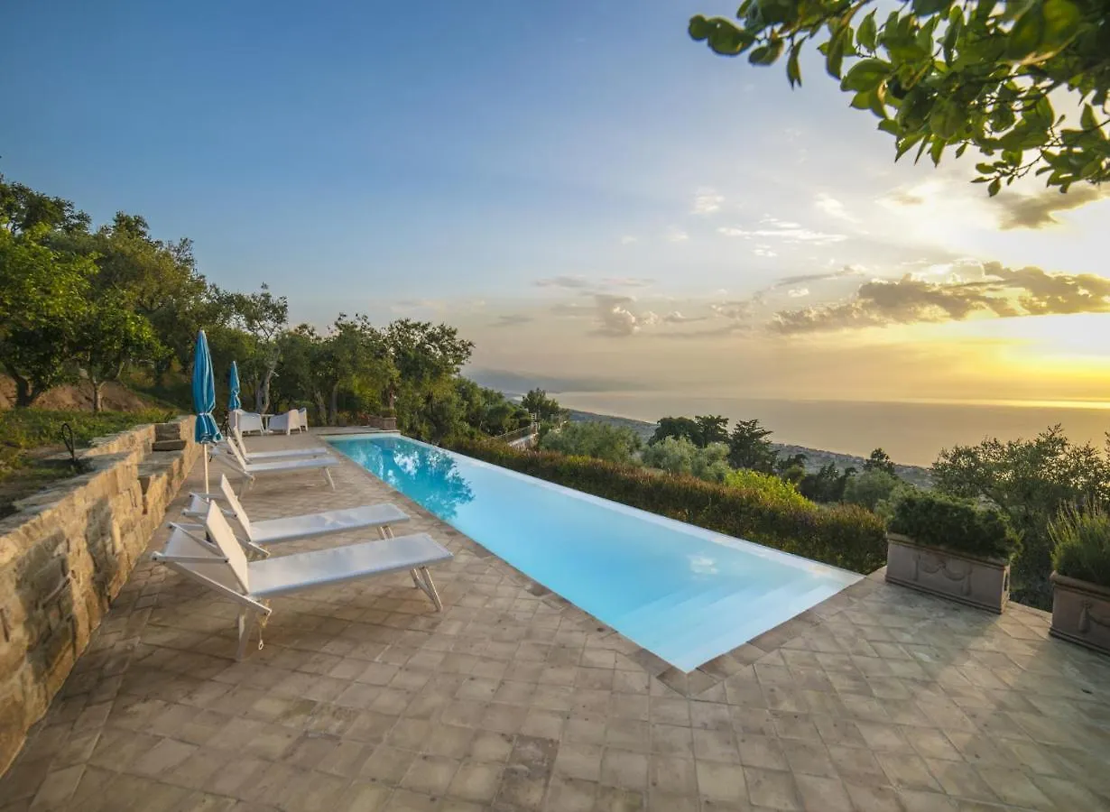 Villa Laura Capo d'Orlando