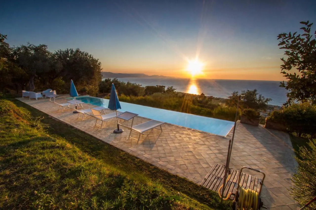 Villa Laura Capo d'Orlando