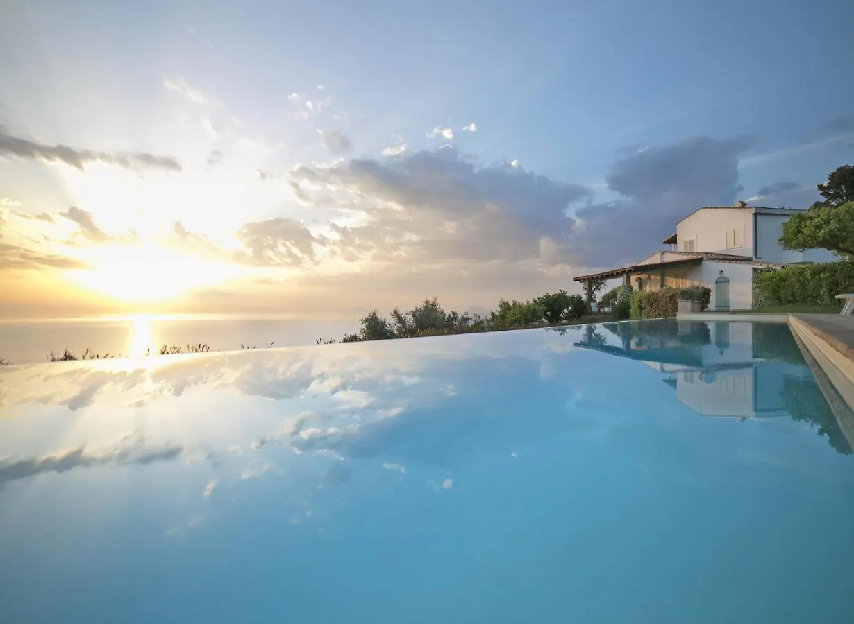 Villa Laura Capo d'Orlando